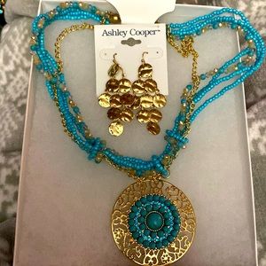 Ashley Cooper Blue beaded necklace and gold earrings NWT